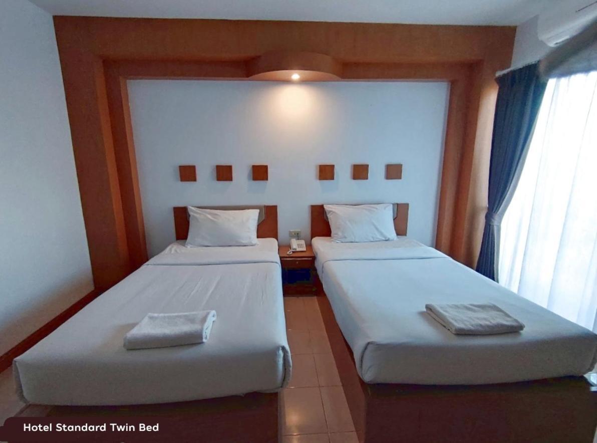 Areena Resort And Hotel Утрадит Екстериор снимка